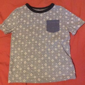 Cute diamond pattern on boys old navy shirt